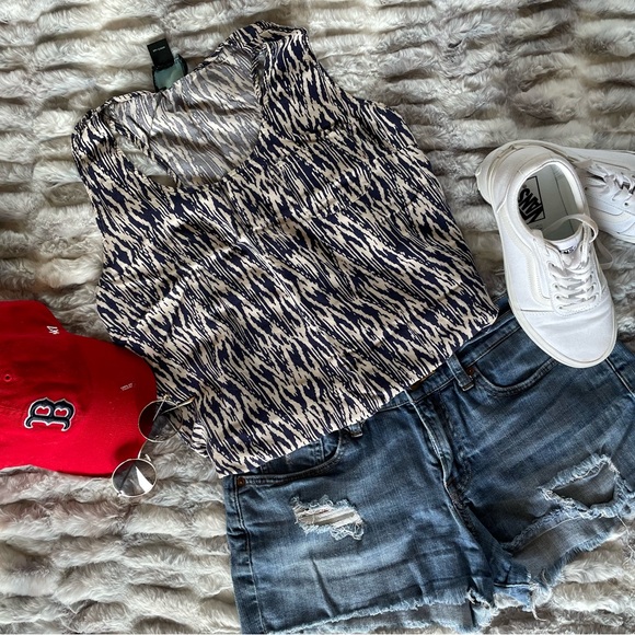 Blue tribal print tank top by Cynthia Rowley. Size XL - Picture 1 of 8